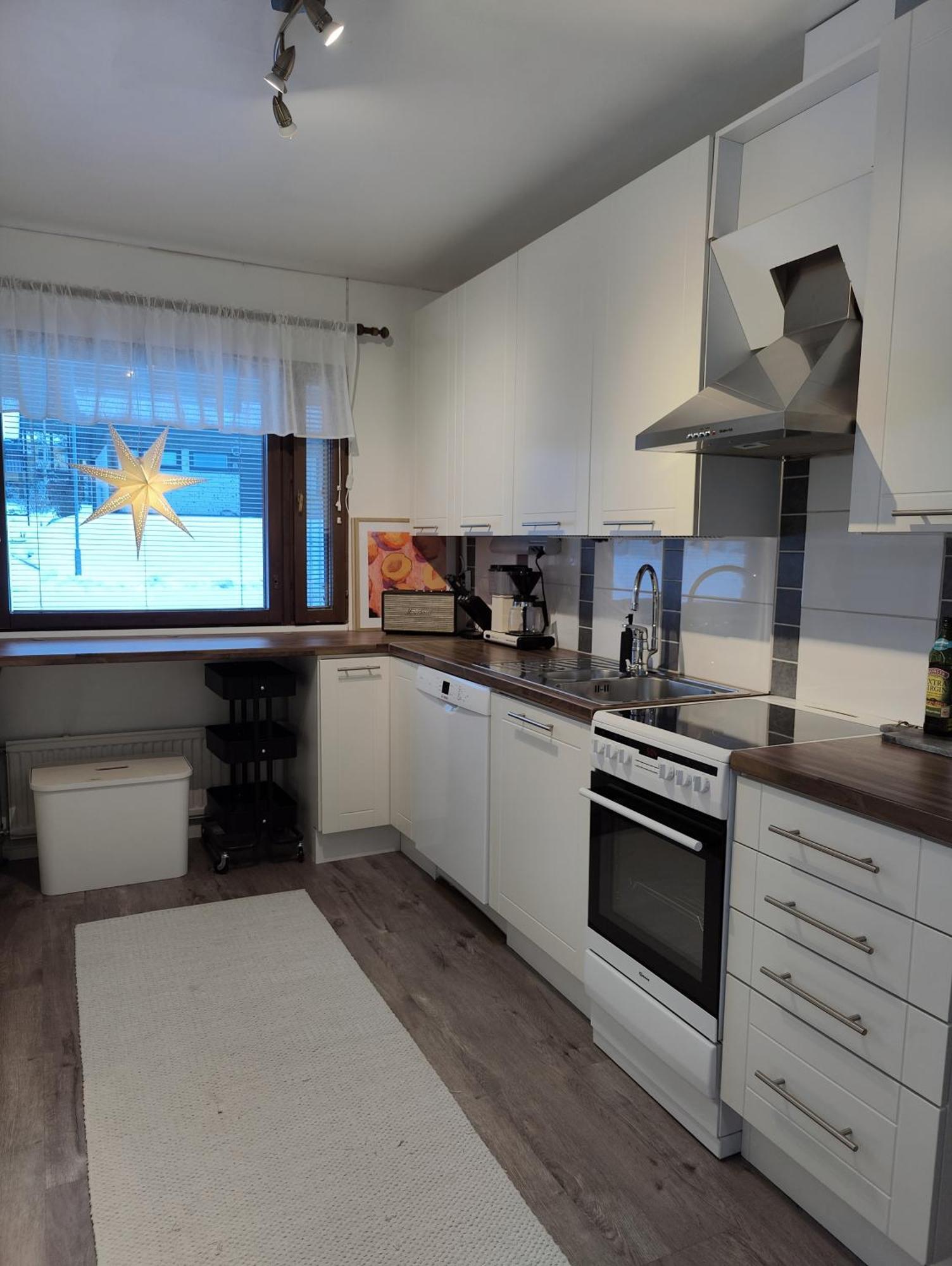 Laplands Hillside Villa